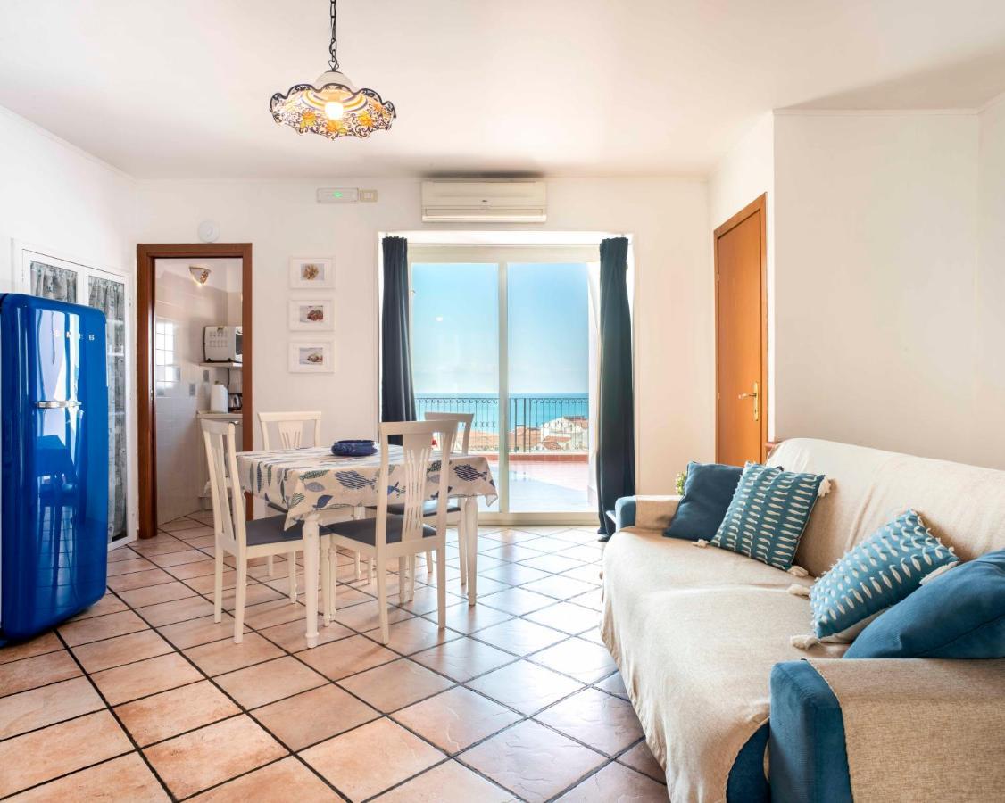 Palazzo Carrano Vietri Sul Mare Bed & Breakfast Екстериор снимка