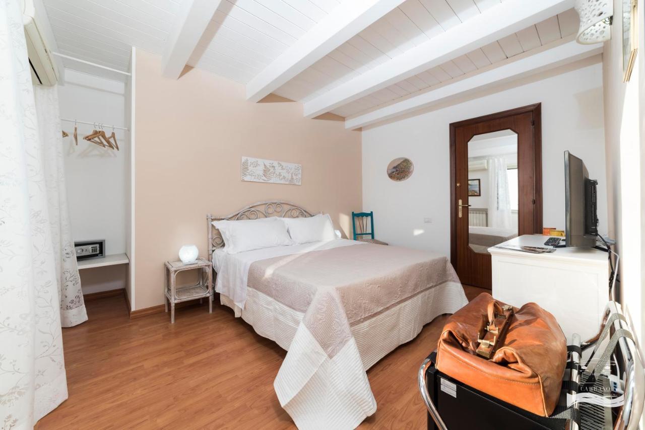 Palazzo Carrano Vietri Sul Mare Bed & Breakfast Екстериор снимка